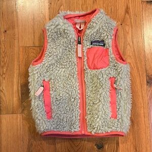 Patagonia Kids Sherpa Vest in Cream and Pink